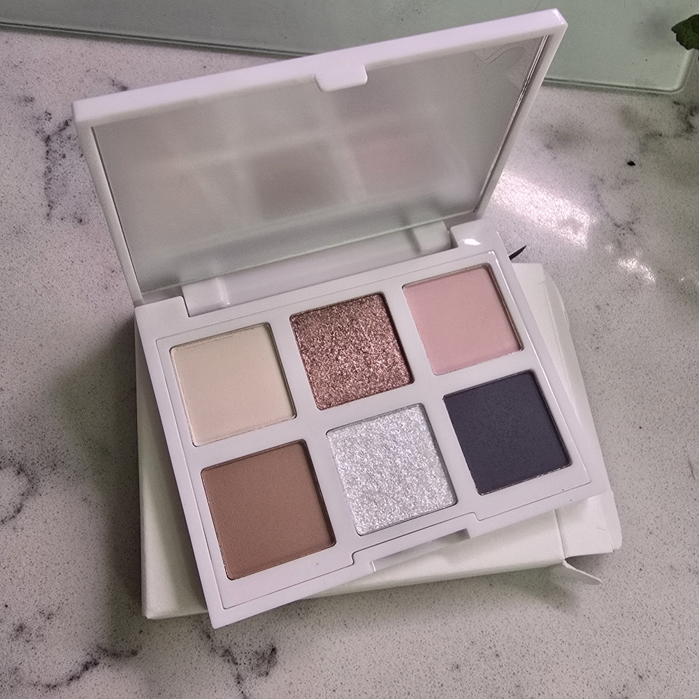 Lithe Astral Eyeshadow Palette
